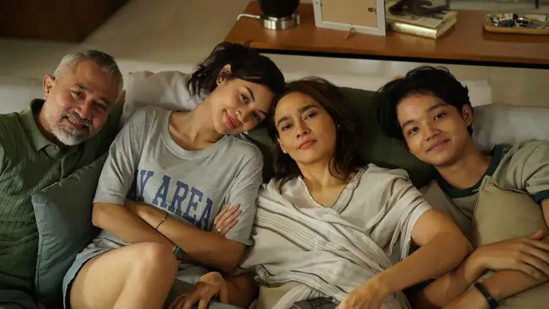 Mungkin Kita Perlu Waktu – Film Romantis yang Menyentuh Hati